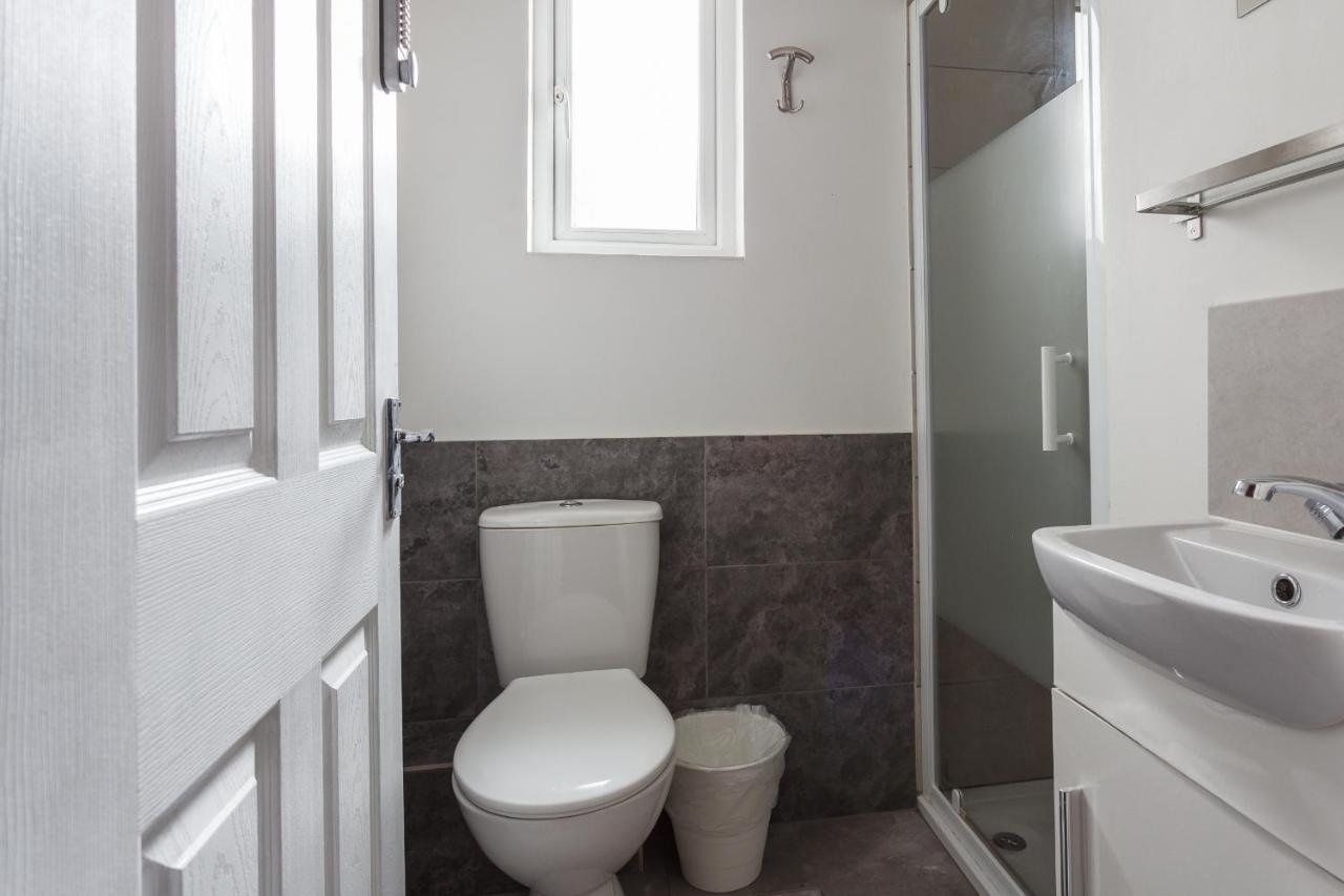 Double Room with Shared Bathroom,1045863979:JPEG