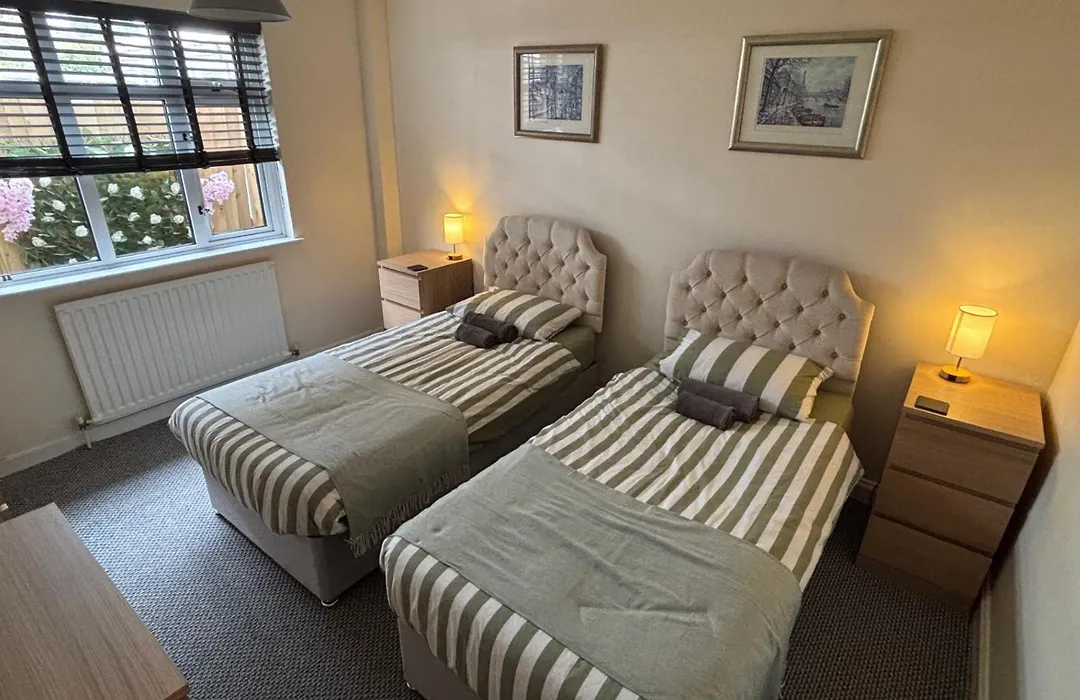 Holbury B&B-1